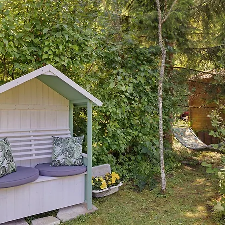 Сasa de vacaciones Blockhaus In *